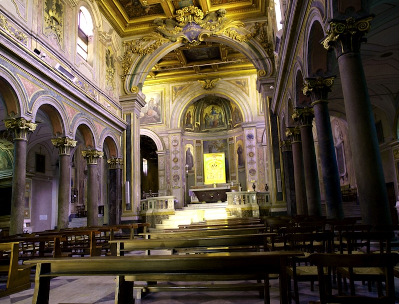 Visitar Basilica San Bartolomeo AllIsola