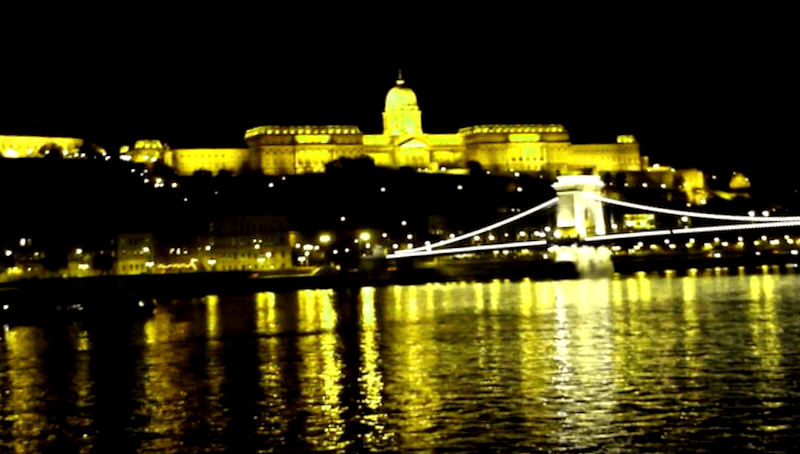 Budapest de noche que debemos ver