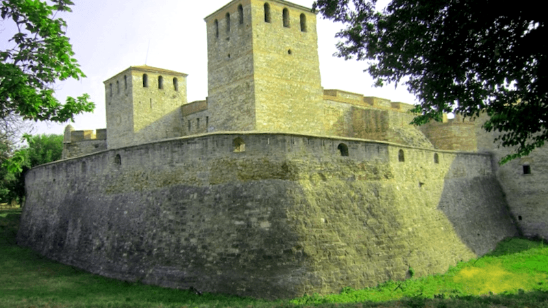 Castillo de Baba Vida que ver