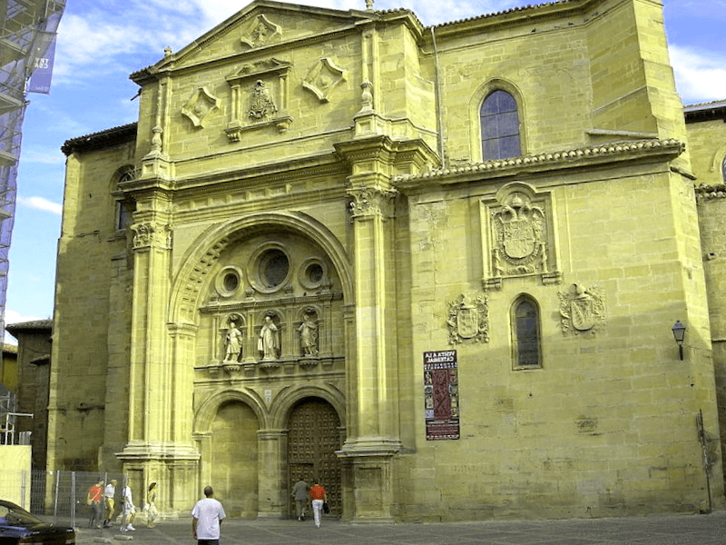 Conocer España y maravillarse de Catedral de Santo Domingo dela Calzada