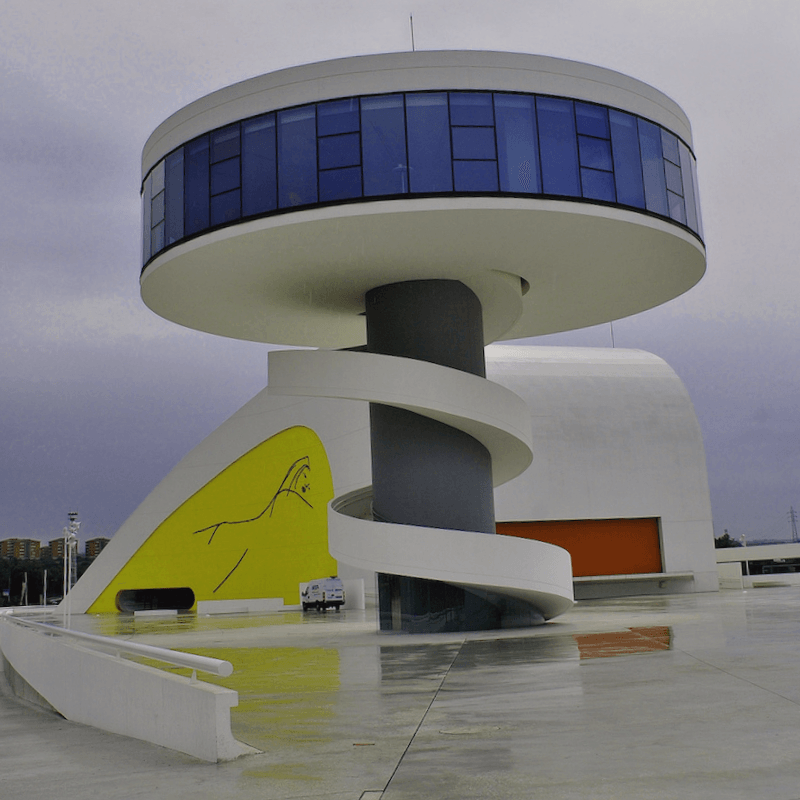 Centro Internacional Niemeyer que descubrir