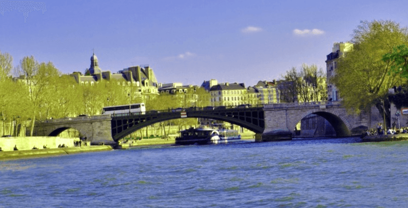 Ver Francia y maravillarse de Puente de Sully