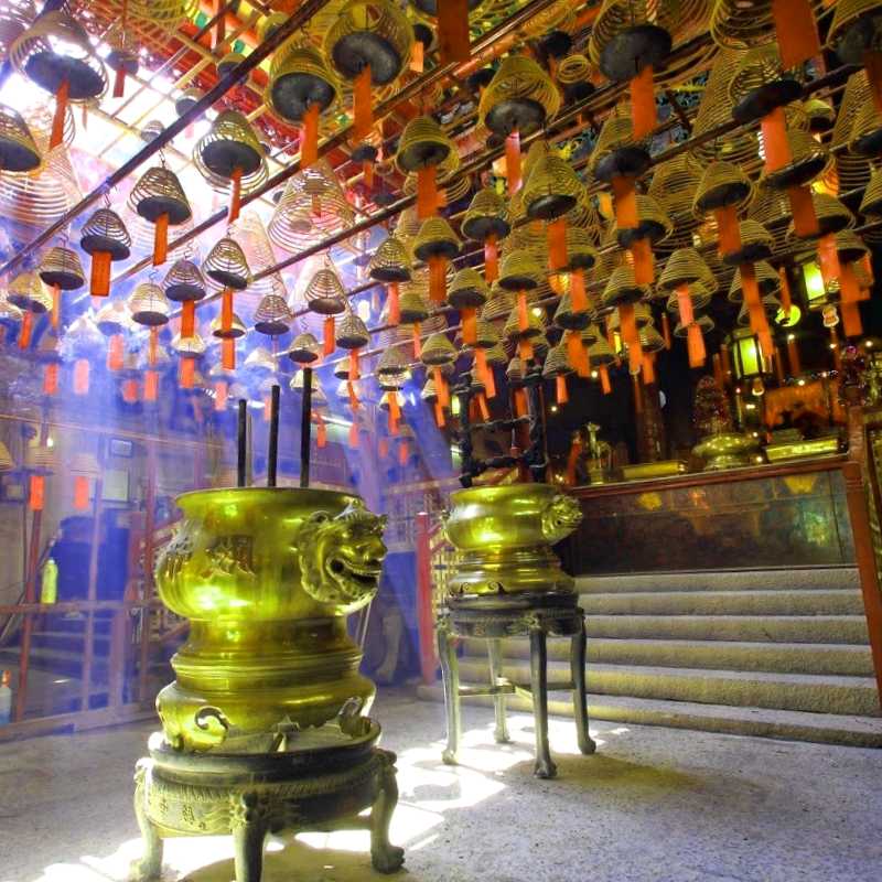 Visitar China y maravillarse de Templo Man Mo