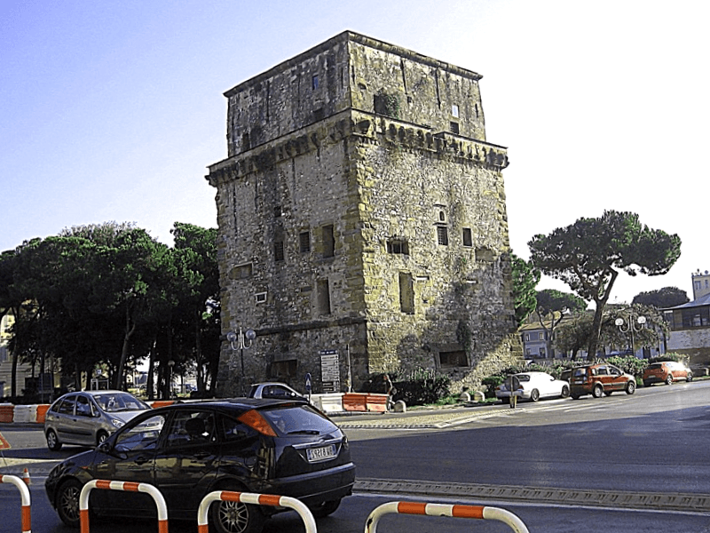 Ver Italia y descubrir de Torre Matilde