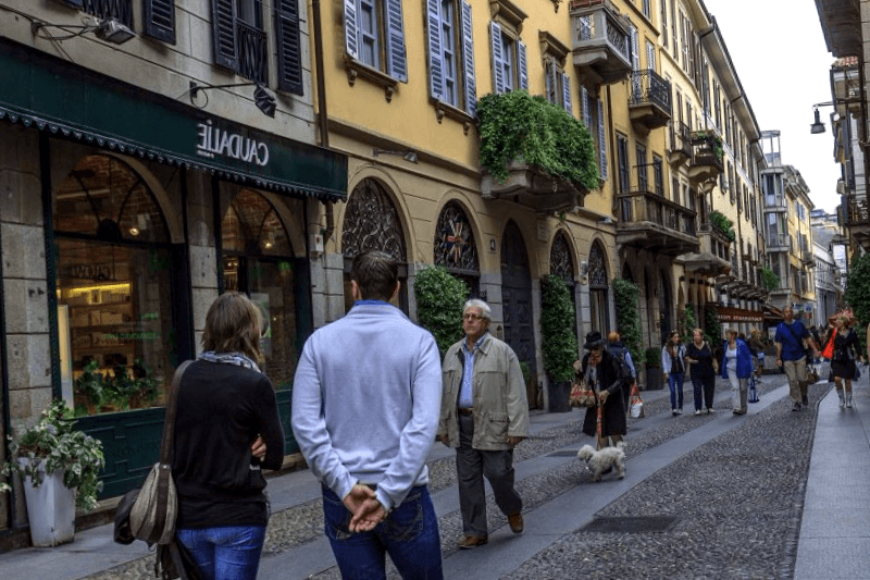 Visitar Italia y maravillarse de Barrio de Brera