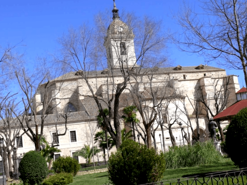 Visitar Catedral de Santa Maria del Prado