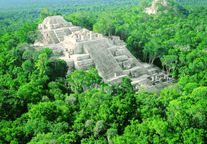 Conocer Mexico y descubrir de Centro arqueologico de Calakmul