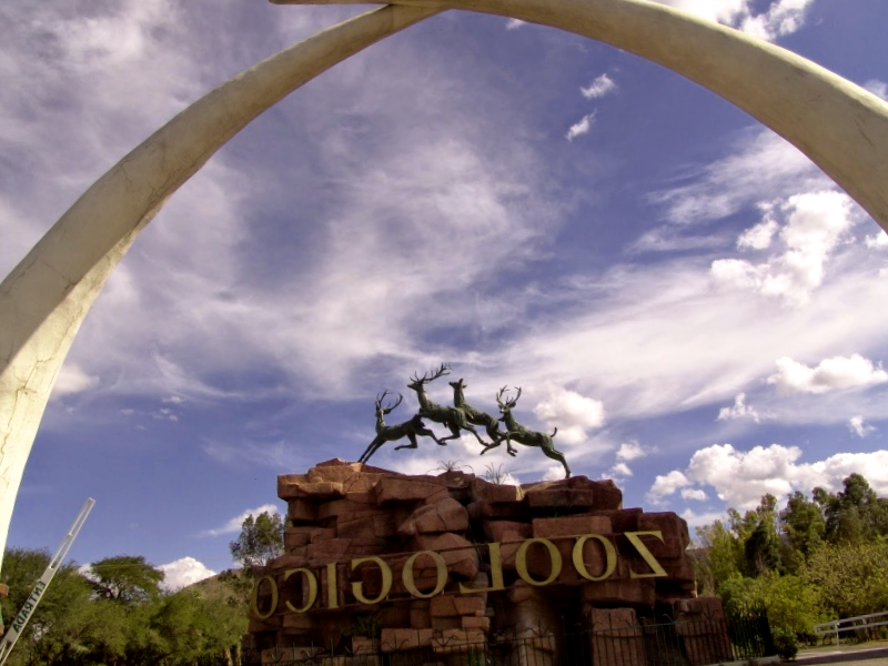 Visitar Mexico y maravillarse de Entrada a Zooleon