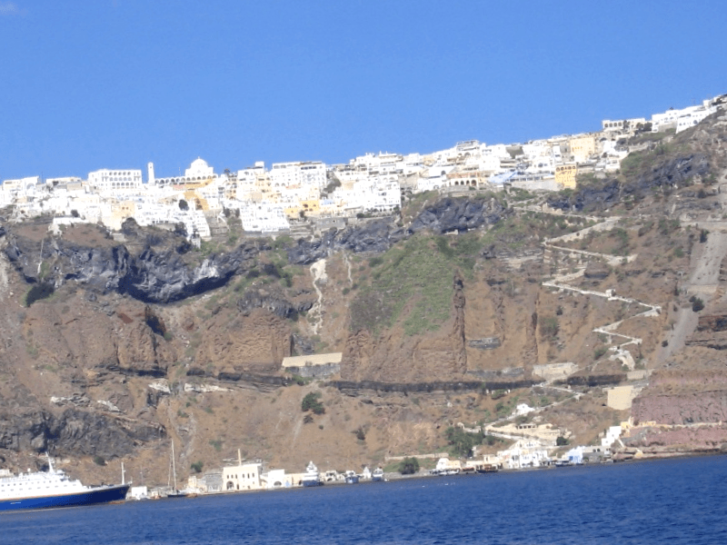 Conocer Grecia y maravillarse de Fira, Santorini