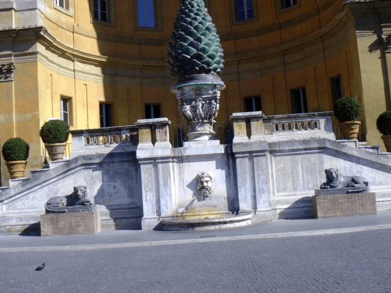 Conocer Fontana della Pigna