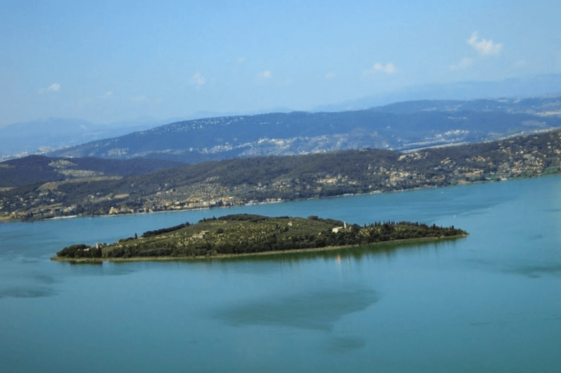 Visitar Italia y descubrir de Lago Trasimeno