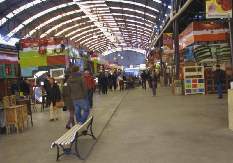 Visitar Argentina y maravillarse de Mercado de Dorrego
