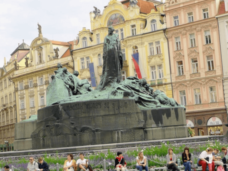 Monumento a Jan Hus que visitar