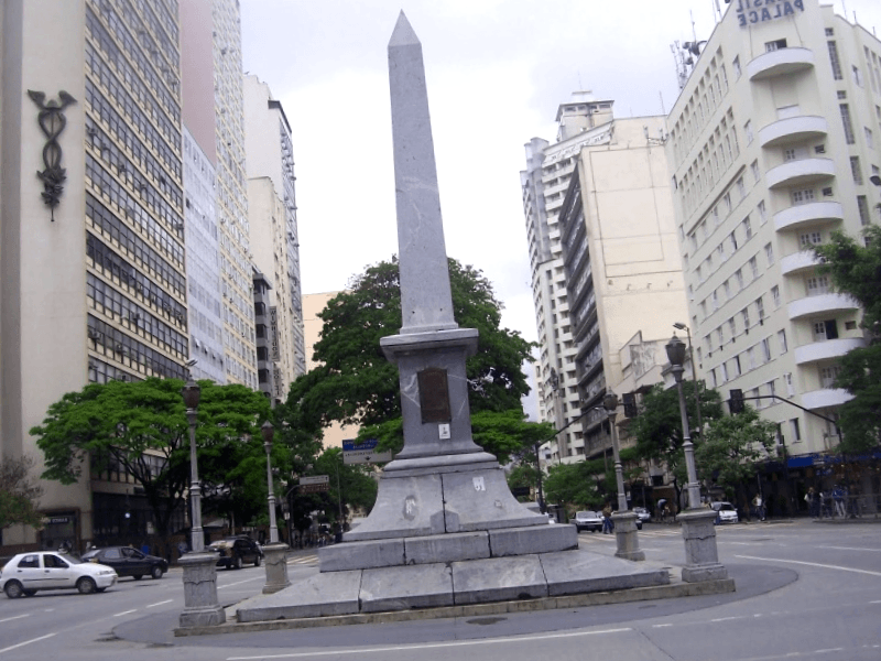 Ver Brasil y maravillarse de Obelisco de la ciudad
