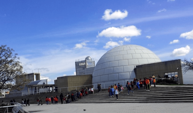 Visitar España y descubrir de Planetario de Madrid