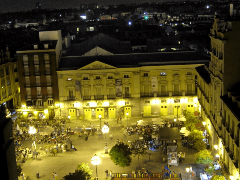 Plaza Santa Ana que debemos ver