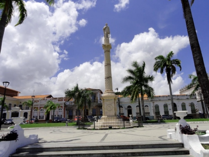 Plaza de Goncalves Dias que ver