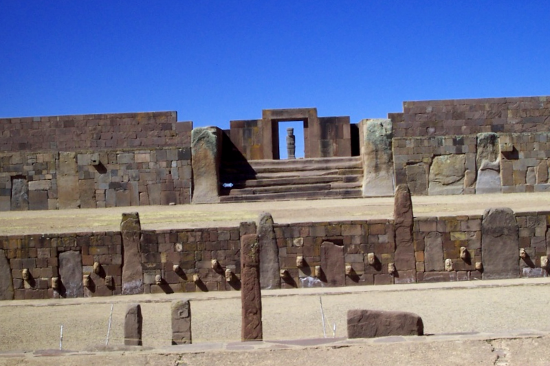 Visitar Bolivia y descubrir de Sitio arqueologico de Tiwanaku